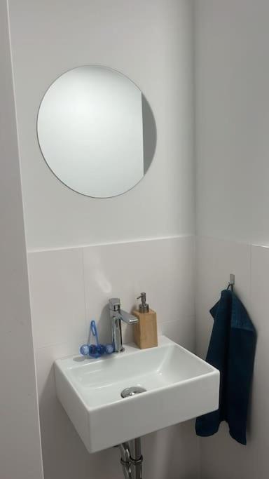 Gemuetliche 3sz-wohnung In 1220 Apartment Vienna